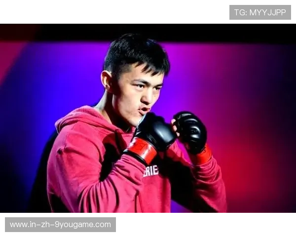 UFC飞膝震撼全馆：一场令人心跳加速的极限对决